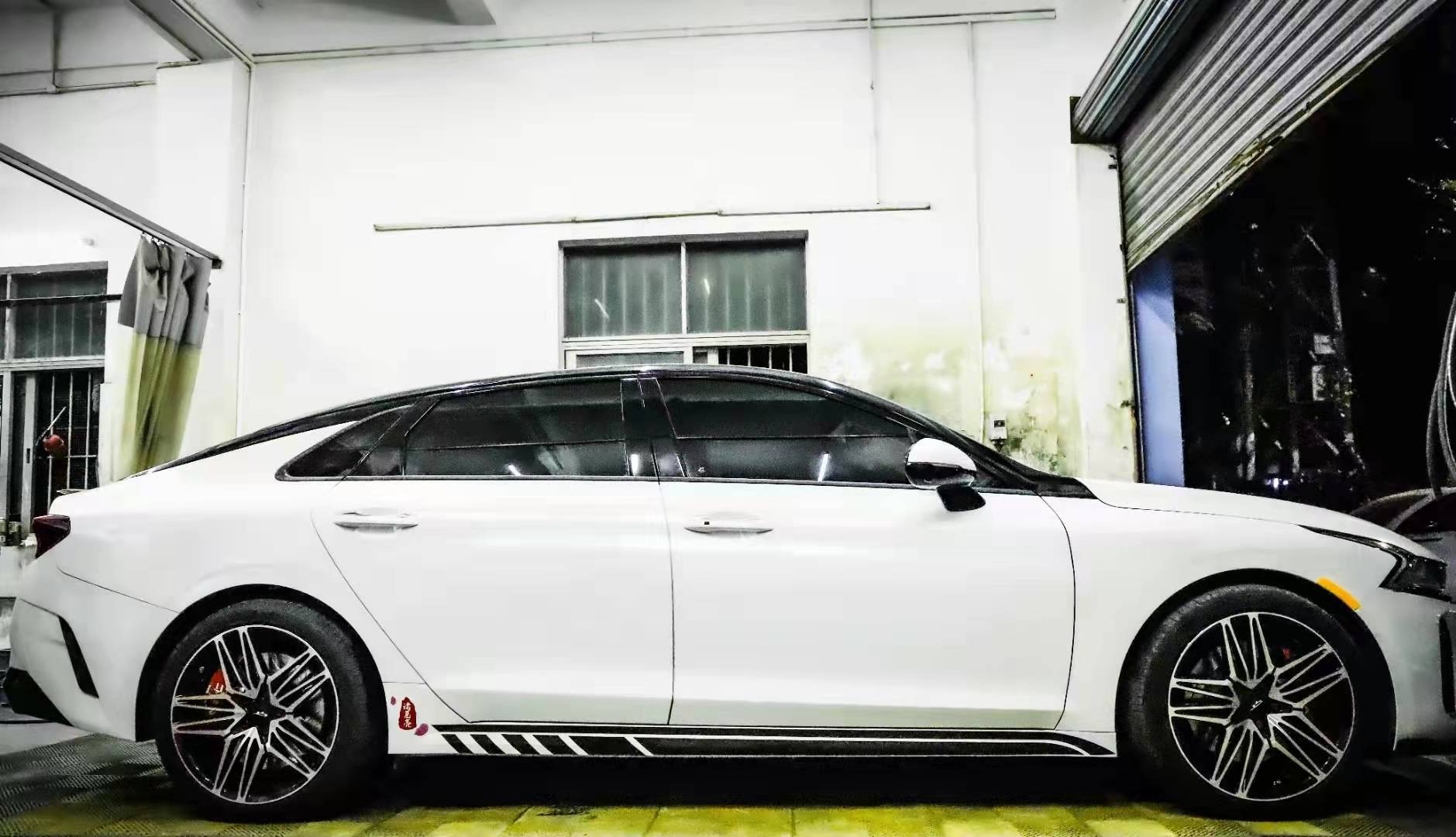 K5 凱酷高顏值、高性能，重新定義B級(jí)車(chē)體驗(yàn)標(biāo)桿！改裝亦不能少